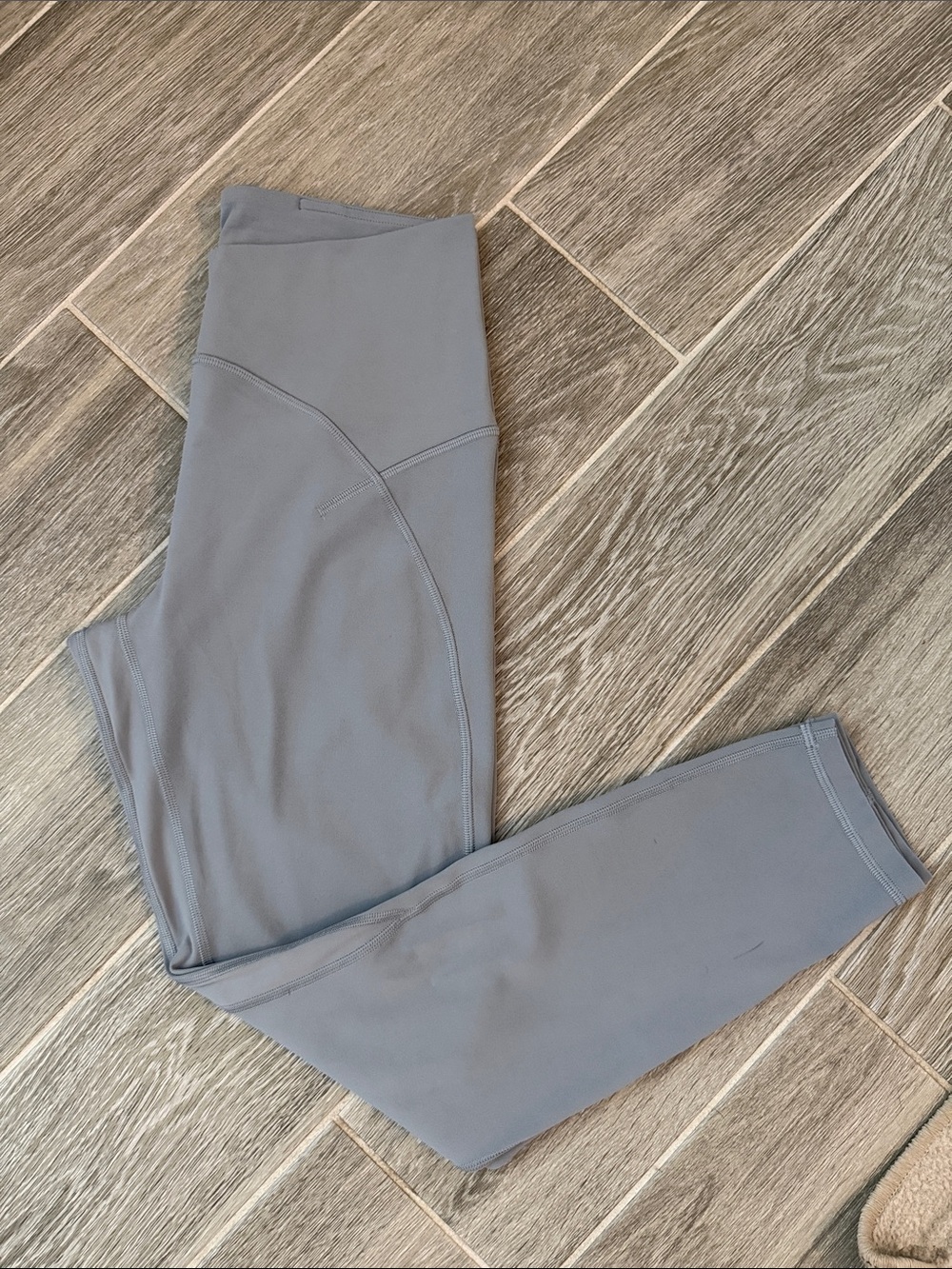 Lululemon Instill 25” Light Gray Leggings - Like New